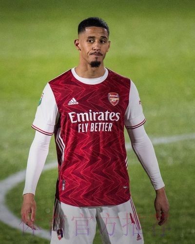 里昂官宣引进丹麦新星诺亚-纳尔泰,签约至2030年 里昂官宣引进丹麦新星诺亚-纳尔泰,签约至2030年